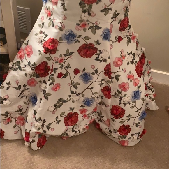 Sherri hill prom dress, spring collection - Picture 3 of 8